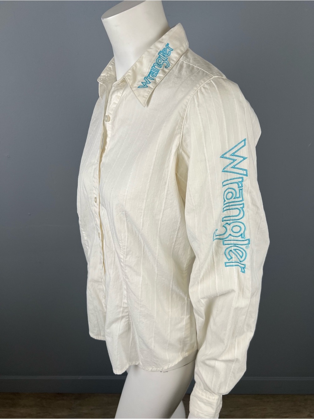 Wrangler 100% Cotton Cream Button-Up Shirt with Turquoise Embroidery